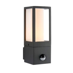 Saxby Lantern pIR IP44 7W