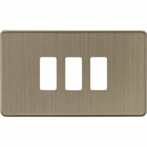 Knightsbridge Screwless Antique Brass 3G Grid Faceplate