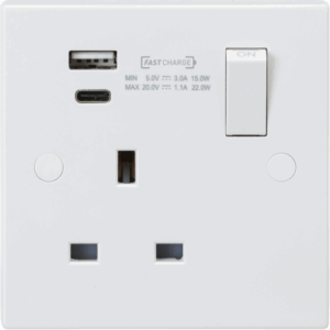 Knightsbridge White 13A 1G DP Switched Socket with Dual USB A+C (20V DC 1.1A) Max. 22W
