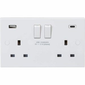 Knightsbridge White 13A 2G DP Switched Socket with Dual USB A+C [5V DC 3.1A shared] Max. 15.5W