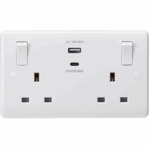 Knightsbridge White Curved Edge 13A 2G SP Switched Socket with Dual USB A+C 20V DC 2.25A (Max. 45W) with Outboard Rockers