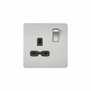 Knightsbridge Screwless Brushed Chrome 13A 1G DP Switched Socket Black Insert