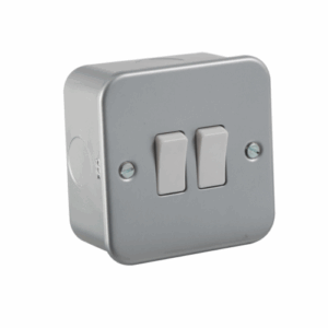 Knightsbridge Silver/Grey Metal Clad 10AX 2G 2-way Switch