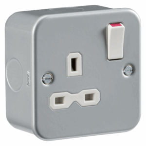 Knightsbridge Silver/Grey Metal Clad 13A 1G DP Switched Socket