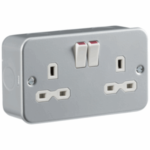 Knightsbridge Silver/Grey Metal Clad 13A 2G DP Switched Socket