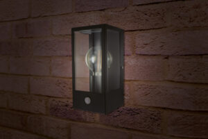 Integral Outdoor Decorative Wall Light Contemporary Lantern Sensor IP44 1X E27 Black (Bulb Not Included)
