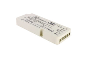 Integral Constant Voltage Multiport (5) Driver Sensor Dimmable 24W Max 24Vdc IP20 200-240V Input Uk Plug