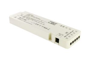 Integral Constant Voltage Multiport (7+1) Driver Sensor Dimmable 60W Max 12Vdc IP20 200-240V Input Eu Plug
