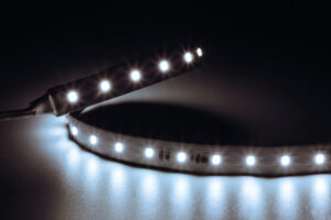 Integral Ultra Long Strip IP20 15Mtr 4000K 24V 6W/M 760Lm/M 70Led/M 12Mm Width Bag Pack (Driver Ildrcvc053)