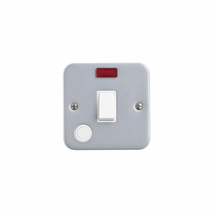 Saxby Electrical Metal Clad 20a 1g Dp Switch With Flex Outlet