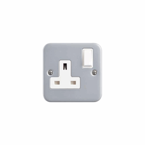 Saxby Electrical Metal Clad 13a 1g Dp Switched Socket
