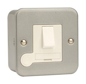 Click Metal Clad 13A Fused Connection Unit Dp Switched With Optional Flex Outlet