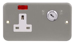 Click Metal Clad 13A 1 Gang Dp Key Lockable Socket With Neon (No Knockouts)