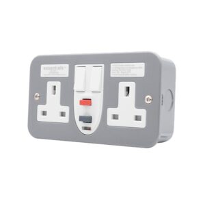 Click Metal Clad Cl 13A 2G Dp Switch Socket Passive Rcd