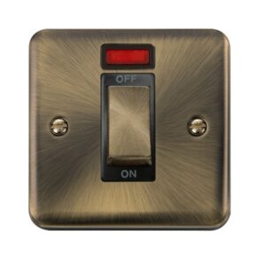 Click Deco Plus 45A Ingot 1 Gang Dp Switch With Neon