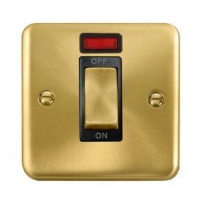 Click Deco Plus 45A Ingot 1 Gang Dp Switch With Neon
