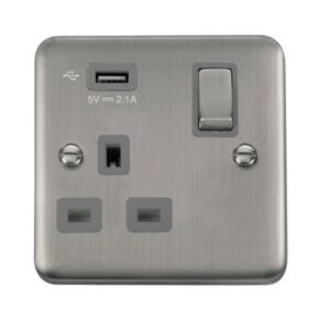 Click Deco Plus 13A Ingot 1 Gang Switched Socket Outlet With Single 2.1A Usb Outlet