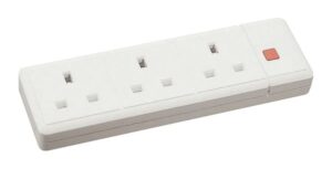 Click Essentials 13A 3 Gang Trailing Socket Neon White