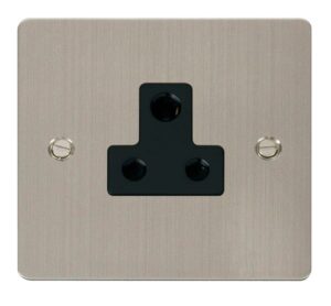 Click Define 5A Round Pin Socket Outlet Black