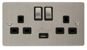 Click Define 13A 2G Ingot Switched Socket With 2.1A Usb Outlet Black