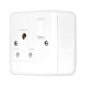 Click Metal Clad Pro 15A Round Pin Socket Outlet Polar White