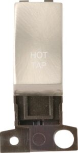 Click MiniGrid 13A 10Ax Dp Ingot Switch Sc "Hot Tap"
