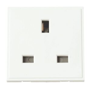Click New Media 13A Uk Socket Outlet Polar White