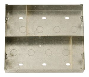 Click New Media Media Plate 47Mm Deep Back Box With Central Divider (16 Mod)