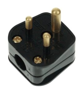 Click Essentials 2A Round Pin Plug Black