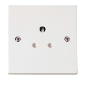 Click Polar 1 Gang 5A Round Pin Socket Outlet