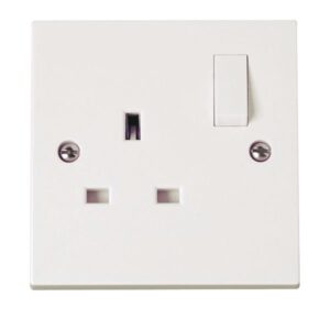 Click Polar 1 Gang 13A Switched Socket Outlet