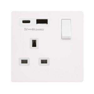 Click Definity Complete Definity Non Ingot 13A 1 Gang Switched Safety Shutter Socket Outlet With Type A & C Usb (4A) Outlets Metal White Polar White Inserts