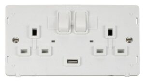 Click Definity 13A 2G Switched Socket With 2.1A Usb Outlet Insert White