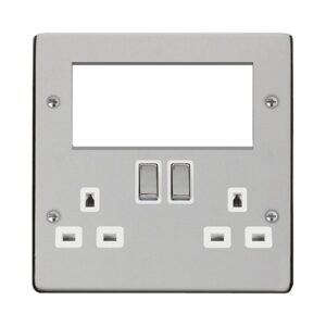 Click Deco 2 Gang 3 Pin Safety Shutter Switched Socket With Quad New Media Apertures