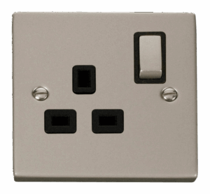 Click Deco 1 Gang 13A Dp Ingot Switched Socket Outlet Black