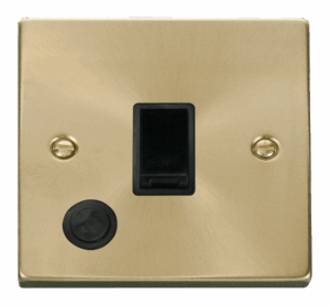 Click Deco 20A 1 Gang Dp Switch With Flex Outlet Black