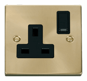 Click Deco 1 Gang 13A Dp Switched Socket Outlet Black