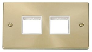 Click Deco 2 Gang Plate (2 X 2) Aperture White