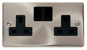 Click Deco 2 Gang 13A Dp Switched Socket Outlet Black