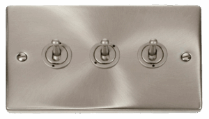 Click Deco 3 Gang 2 Way 10Ax Toggle Switch