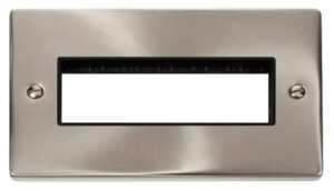 Click Deco 2 Gang Plate 6 In-Line Aperture Black