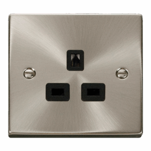 Click Deco 13A 1 Gang 3 Pin Safety Shutter Unswitched Socket Outlet Satin Chrome Black Insert