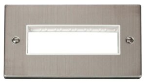 Click Deco 2 Gang Plate 6 In-Line Aperture White