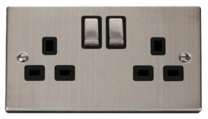 Click Deco 2 Gang 13A Dp Ingot Switched Socket Outlet Black