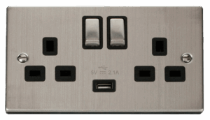Click Deco Stainless Steel 13A 2G Ingot Switched Socket With 2.1A Usb Outlet Black