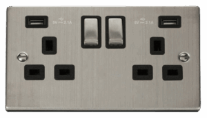 Click Deco 13A Ingot 2 Gang Switched Sockets With Twin 2.1A Usb Outlets (4.2A) (Twin Earth)