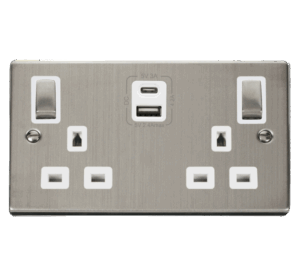 Click Deco 2G 13A Switch Skt 4.2A A&C Usb Ingot Vpss Wh