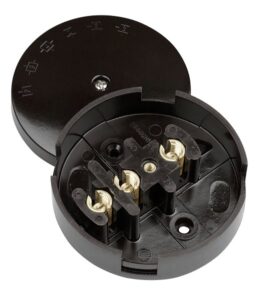 Click Essentials 30A Junction Box Selective Entry 3 Terminal Brown