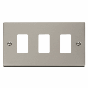 Click Deco 3 Gang GridPro Frontplate Pearl Nickel